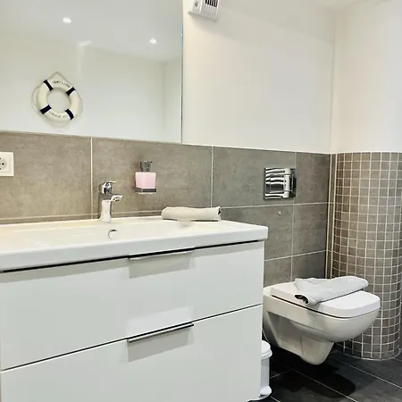 Meeresblick Haus Granitz In Prora Binz